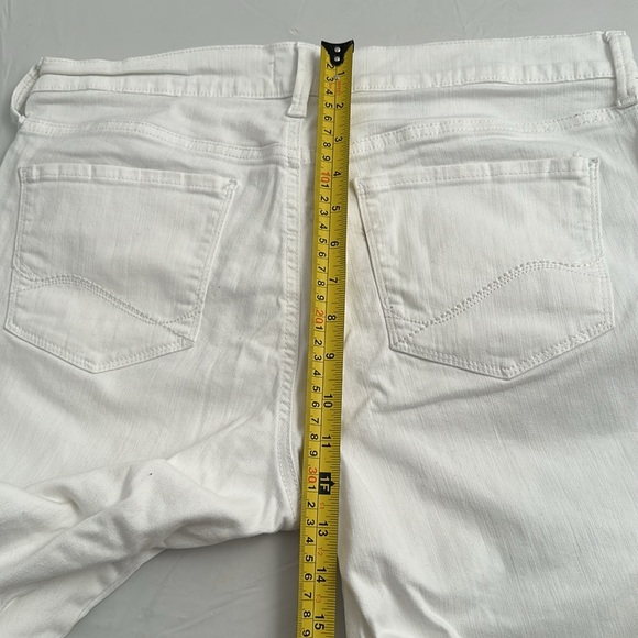 Not Your Daughter’s Jeans NYDJ Dayla cuffed capri white jeans - Picture 14 of 14